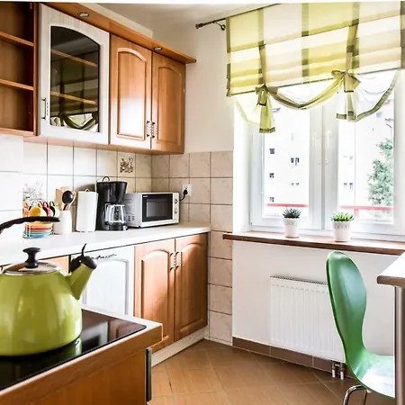 Apartament Optima Ustrzyki Dolne Exterior photo